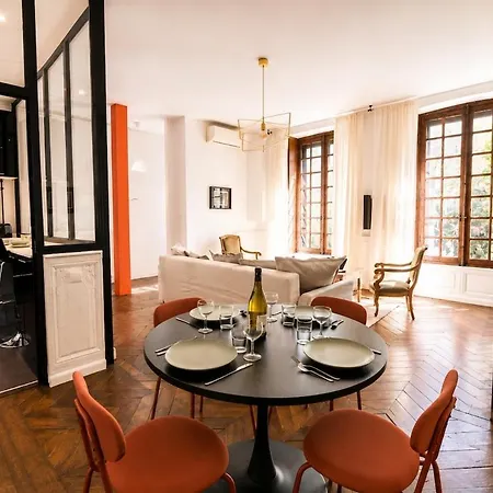 Appartement L'insolite - 53m2, Cosy&proche Cathédrale Clermont-Ferrand