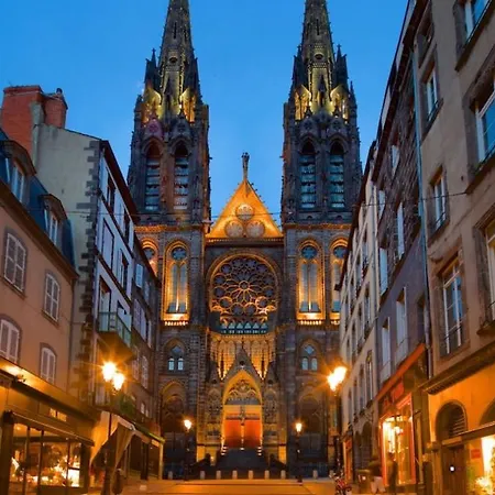 Appartement L'insolite - 53m2, Cosy&proche Cathédrale Clermont-Ferrand